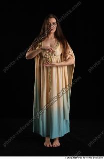 BARBORA STANDING POSE MAGIC